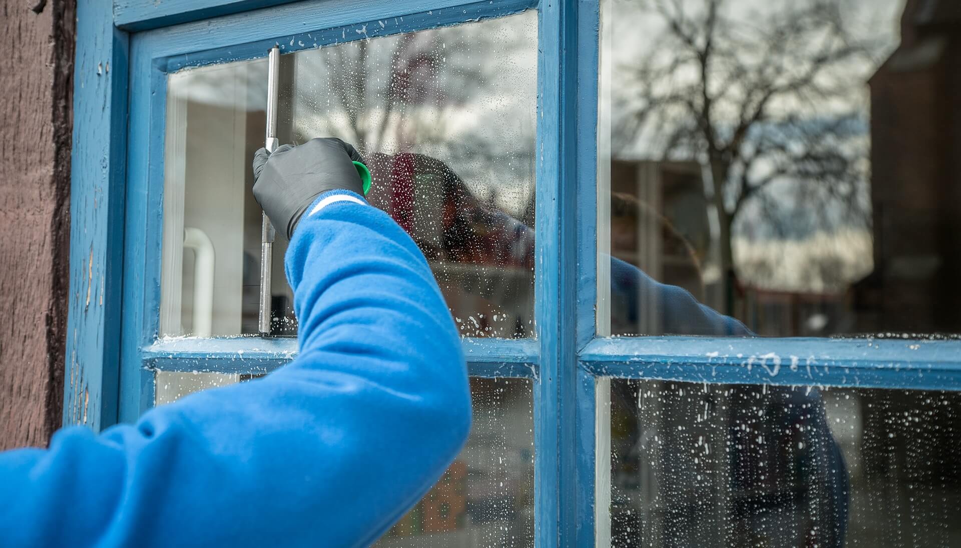 Traditional Window Cleaner